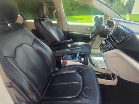 2018 Chrysler Pacifica Touring L
