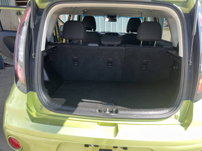 2018 Kia Soul +