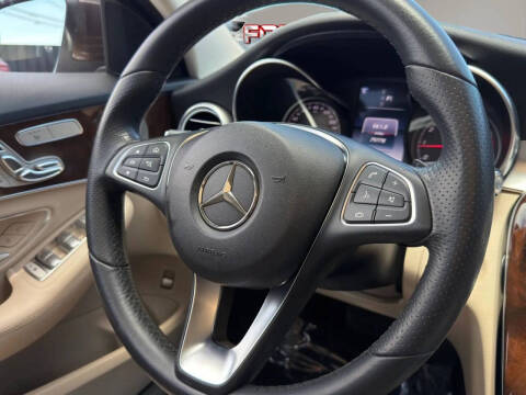 2017 Mercedes-Benz C-Class