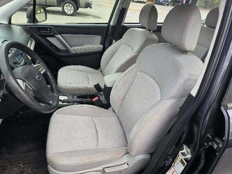 2015 Subaru Forester 2.5i