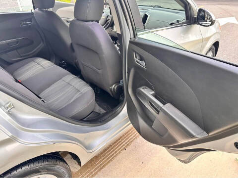 2013 Chevrolet Sonic LT Auto