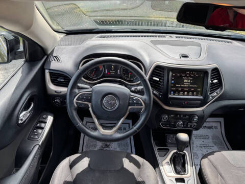 2017 Jeep Cherokee Latitude
