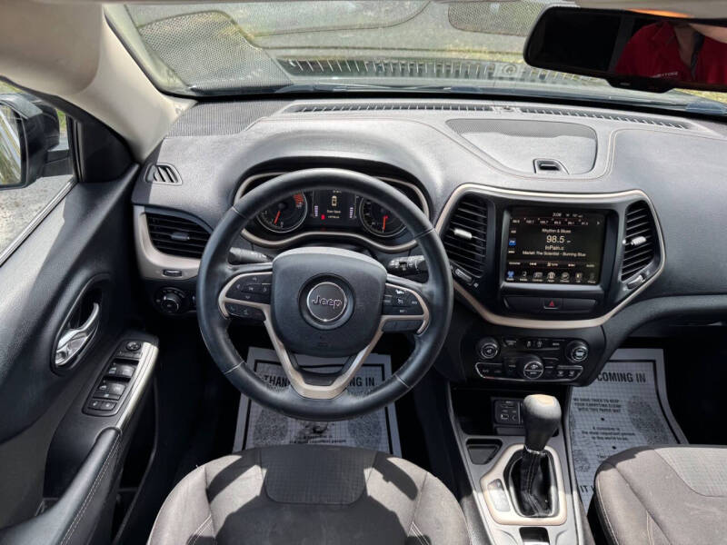 2017 Jeep Cherokee Latitude