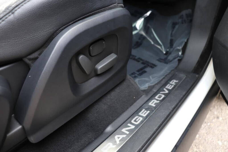 2013 Land Rover Range Rover Evoque Pure Plus