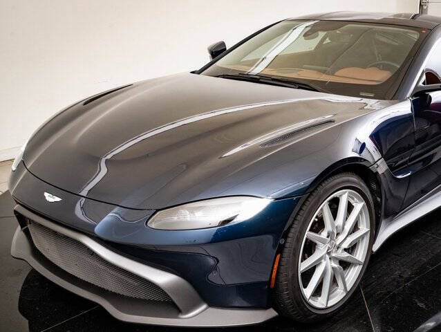 2020 Aston Martin Vantage