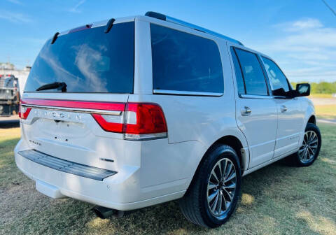 2016 Lincoln Navigator Select