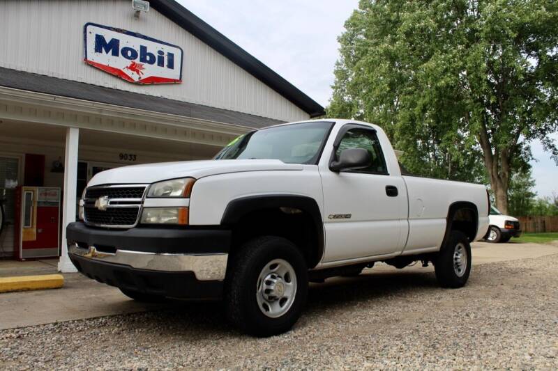 2006 Chevrolet Silverado 2500HD for sale at Show Me Used Cars in Flint MI