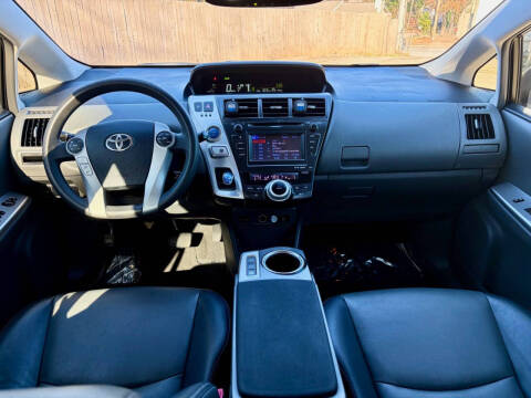 2012 Toyota Prius v Five