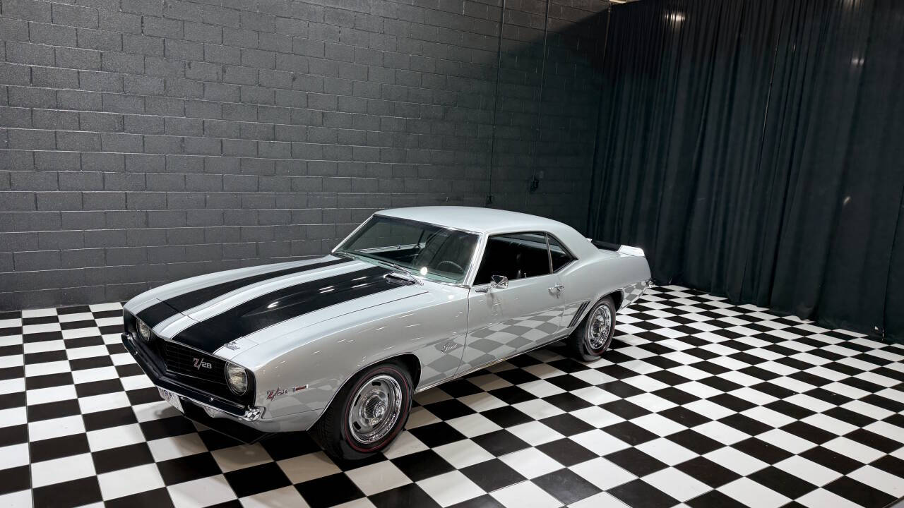 1969 Chevrolet Camaro 17