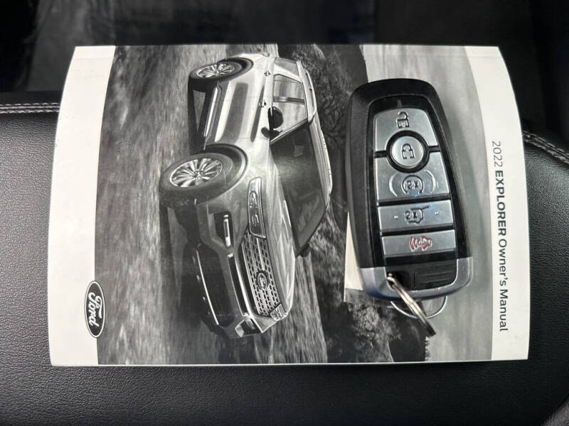 2022 Ford Explorer XLT