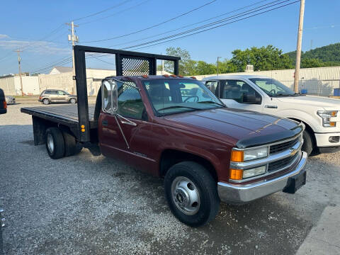 1998 Chevrolet C/K 3500 Series for sale at SAVORS AUTO CONNECTION LLC in East Liverpool OH