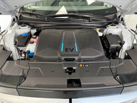 2024 Hyundai Ioniq 5 SEL