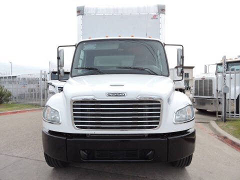 2012 Freightliner M2 106