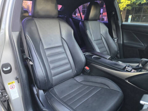 2015 Lexus IS 250