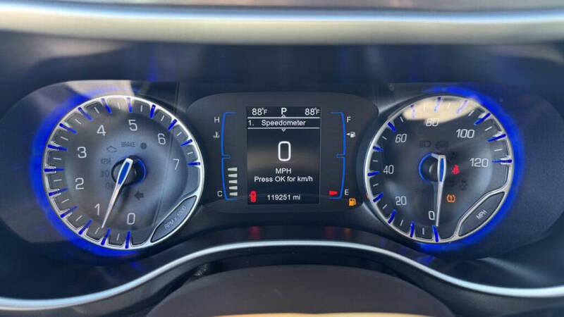 2017 Chrysler Pacifica LX
