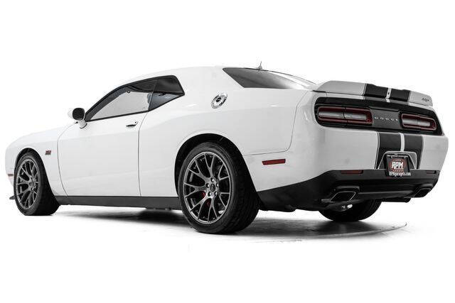 2016 Dodge Challenger SRT 392