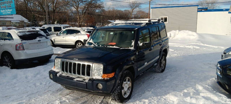 2010 Jeep Commander Sport's photo