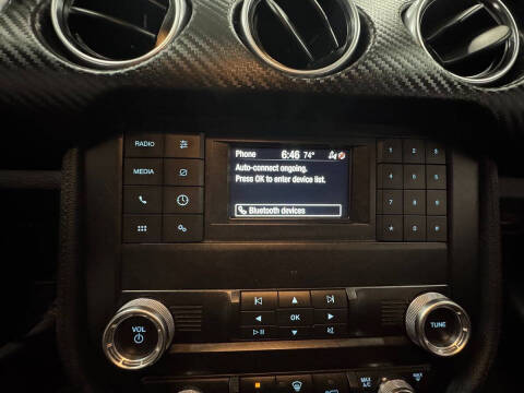 2020 Ford Mustang EcoBoost