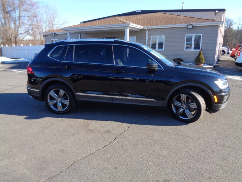 2020 Volkswagen Tiguan SEL's photo