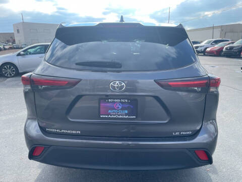 2024 Toyota Highlander LE