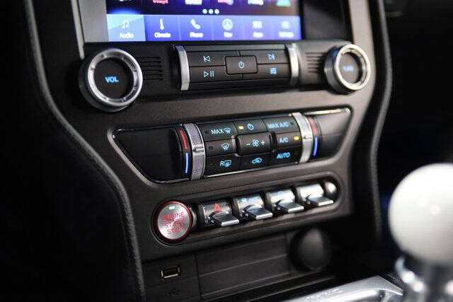 2022 Ford Mustang Mach 1