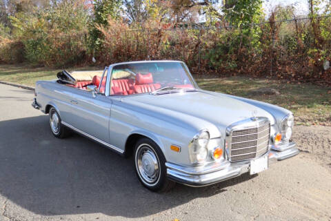 1971 Mercedes-Benz 280-Class for sale at Gullwing Motor Cars Inc in Astoria NY