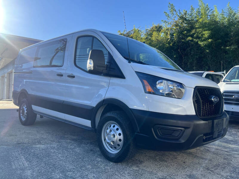 2023 Ford Transit Van Base's photo