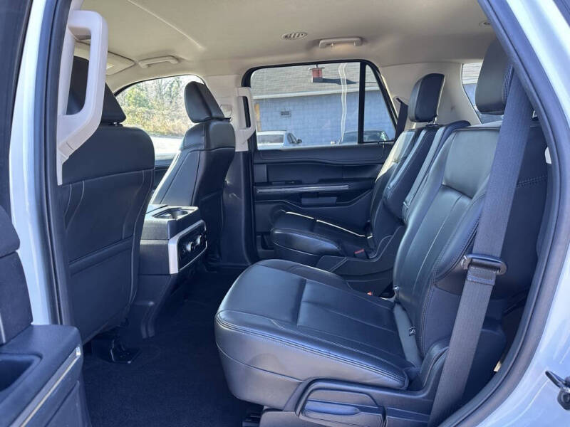 2023 Ford Expedition XLT