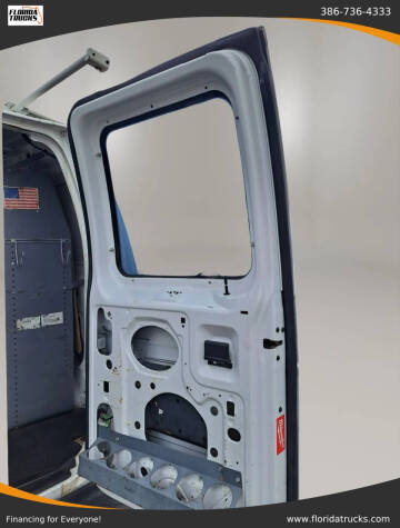 2013 Ford E-Series E-350 SD
