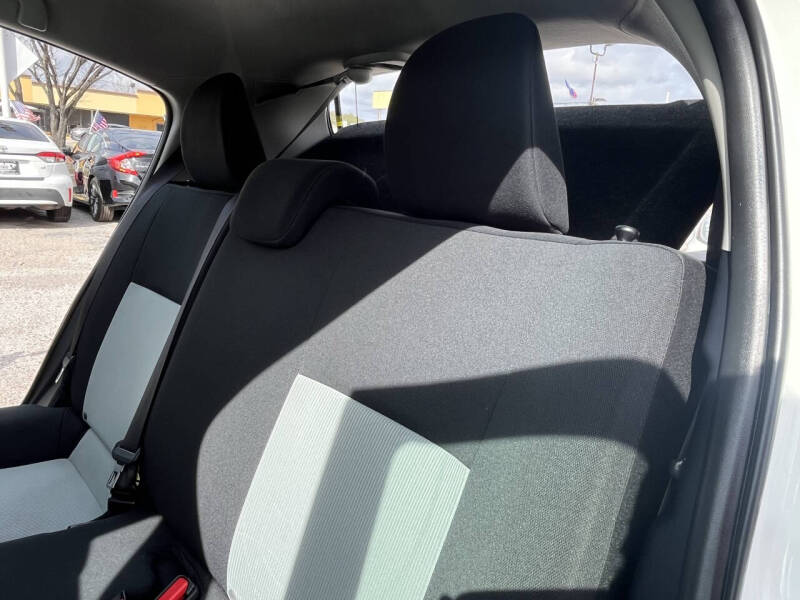 2014 Toyota Prius c One