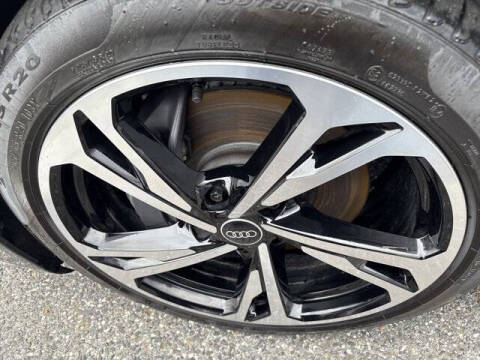 2023 Audi e-tron GT quattro Premium Plus