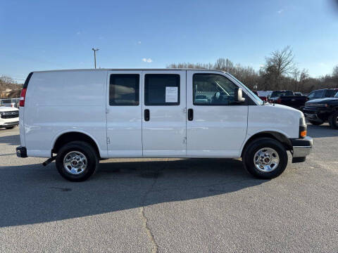 2023 GMC Savana 2500