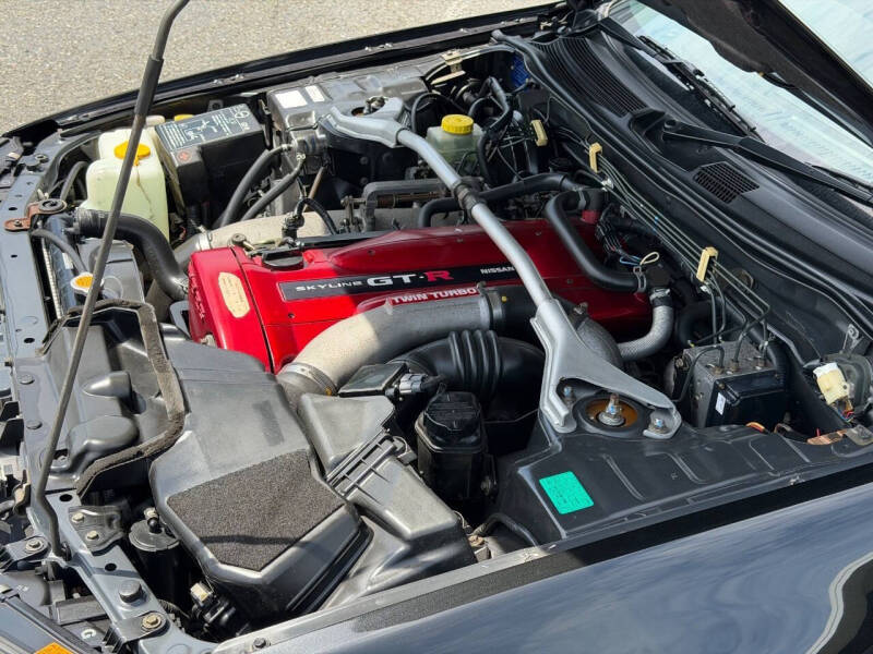 2000 Nissan Skyline