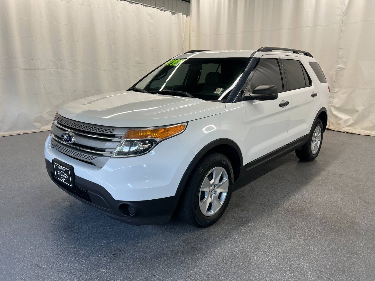 White 2013 Ford Explorer SUV / Crossover All-Wheel Drive 6-Speed Automatic