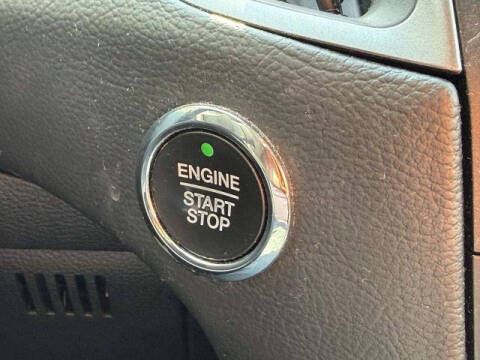 2020 Ford Edge SE