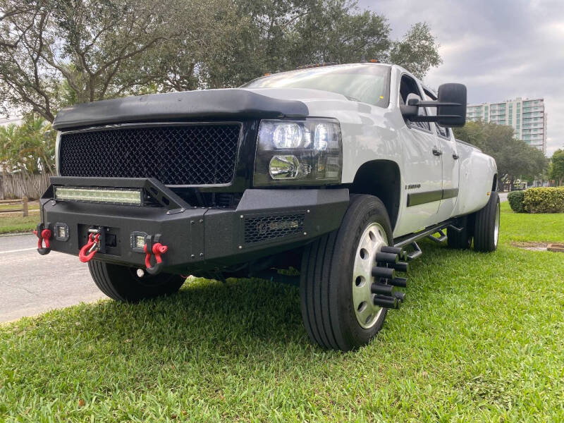 2007 Chevrolet Silverado 3500 LTZ photo 13