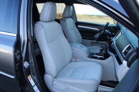 2019 Toyota Highlander LE Plus