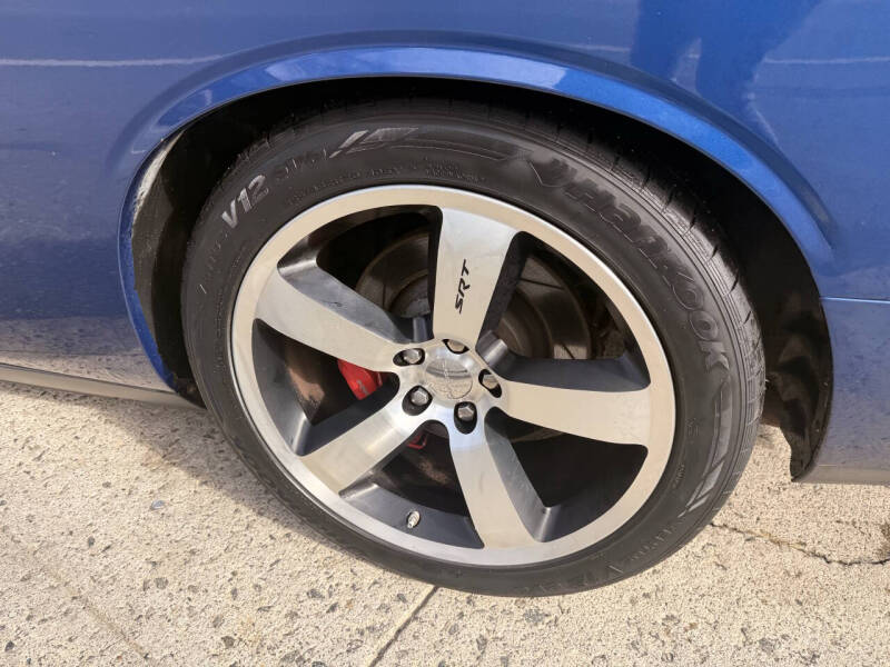 2011 Dodge Challenger SRT8 392