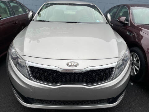 2011 Kia Optima for sale at Drive Now Auto in Youngstown OH