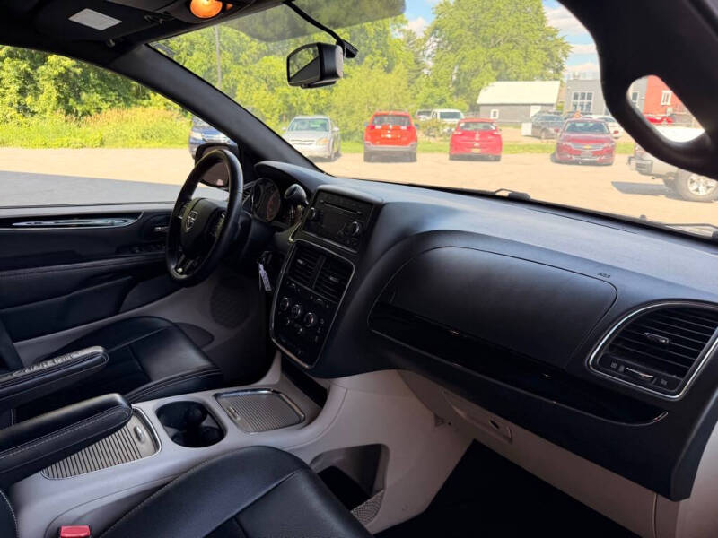 2016 Dodge Grand Caravan SE
