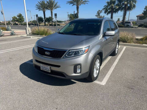 2014 Kia Sorento for sale at LUX AUTOMOTIVE in Riverside CA