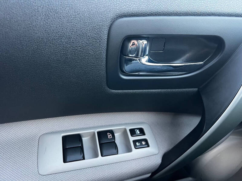 2011 Nissan Rogue SV