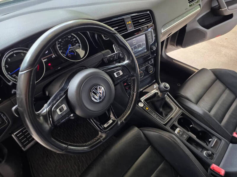 2016 Volkswagen Golf R