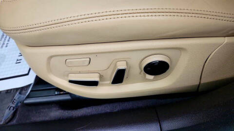 2017 Genesis G80