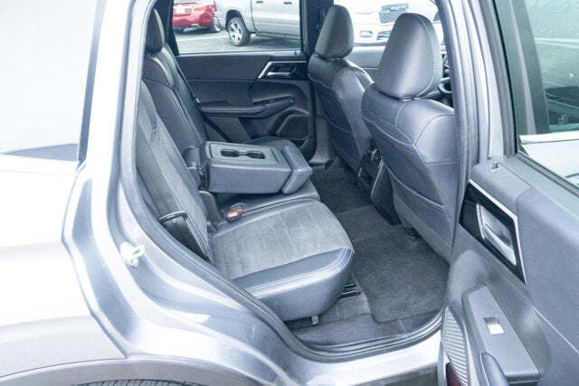 2024 Mitsubishi Outlander SE Black Edition