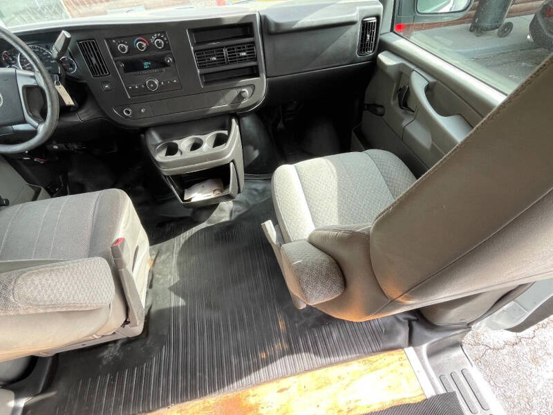 2011 Chevrolet Express 3500