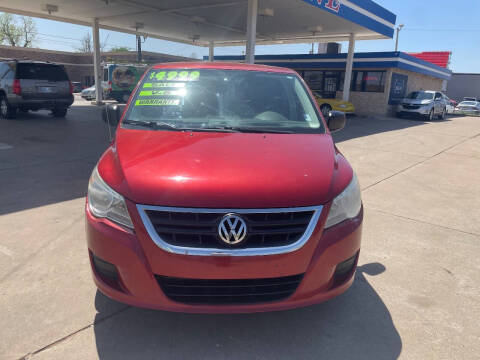2009 Volkswagen Routan S