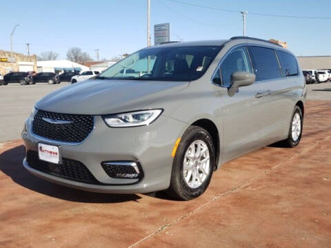2022 Chrysler Pacifica for sale at Matthews Chrysler Dodge Jeep Ram in Vinita OK