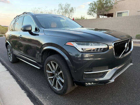 2016 Volvo XC90 T6 Momentum