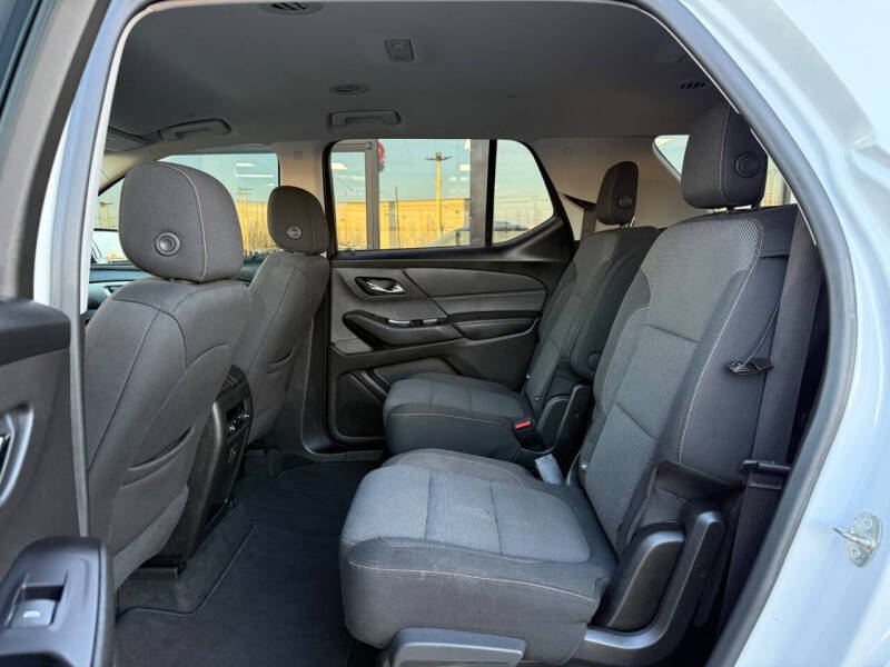 2018 Chevrolet Traverse LT Cloth